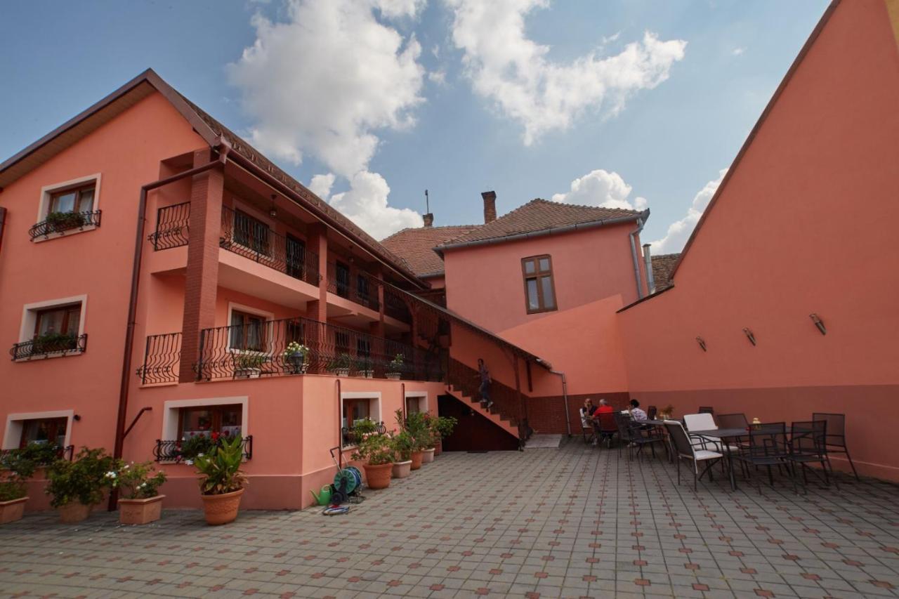 Pensiunea Daniel Sibiu Exteriör bild